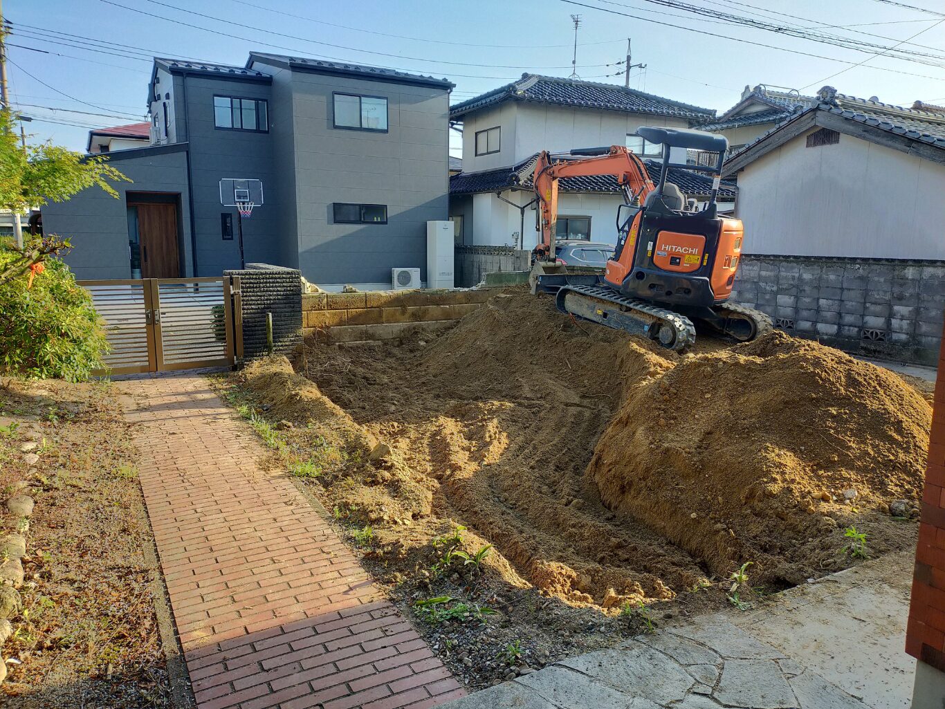 出雲市で庭じまい 庭土の撤去